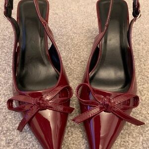Chic Maroon Slingback Heels with Bow